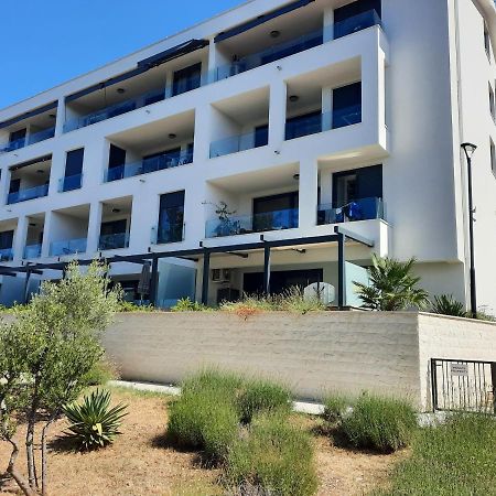Apartments Tatjana Selce Exterior foto