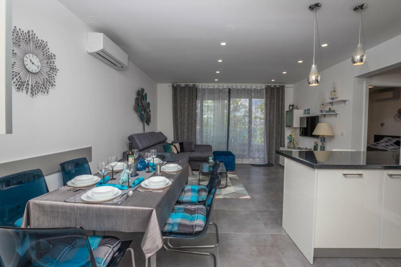 Apartments Tatjana Selce Exterior foto
